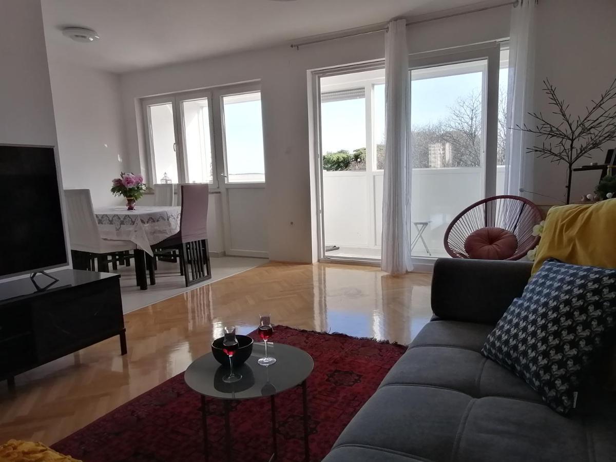 Sunny Spot Apartment Pula Exterior photo