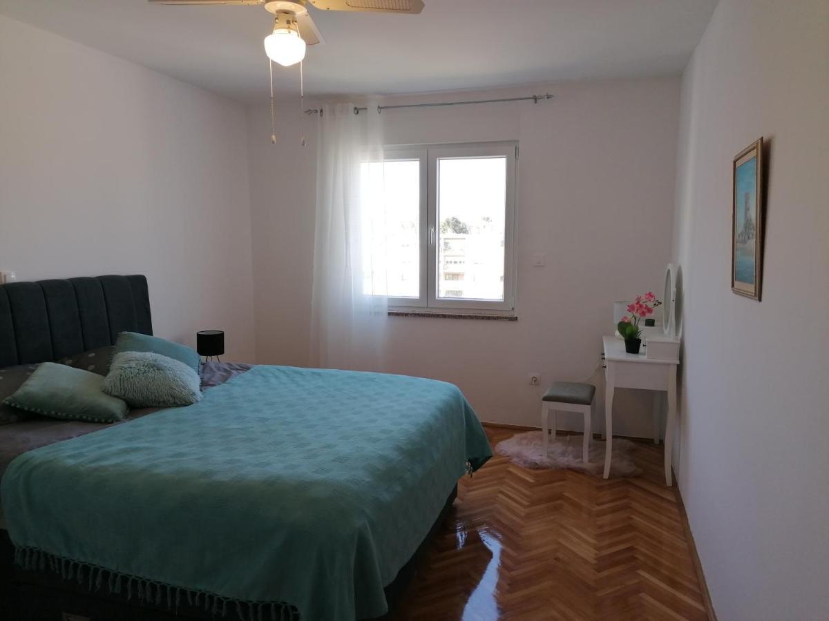 Sunny Spot Apartment Pula Exterior photo