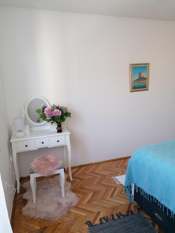 Sunny Spot Apartment Pula Exterior photo